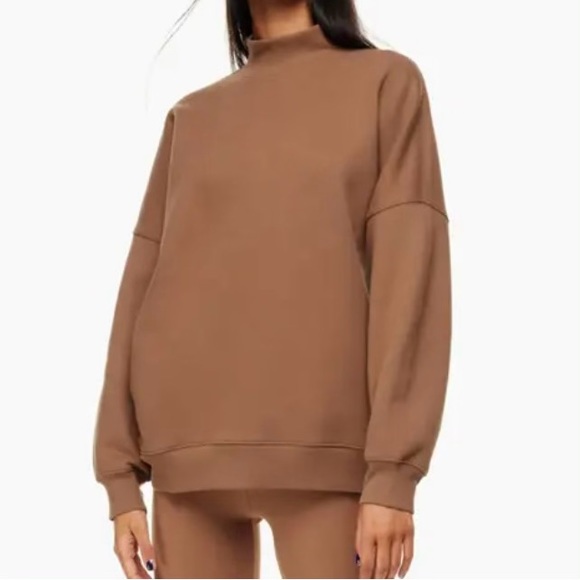 BNWT TNA Cozyfleece Mega Mockneck Sweatshirt - Picture 2 of 3